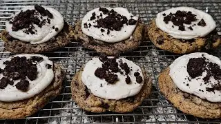 Oreo Crumbl style cookies / galletas de Oreo estilo Crumbl 