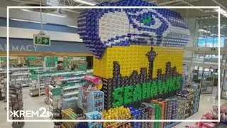 Canada grocery store shows off giant Seahawks display