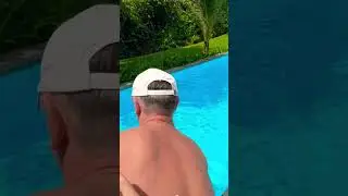 #забавный
