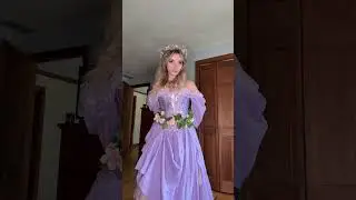 Rapunzel inspired renaissance faire outfit #renfaire #cosplay #tangled