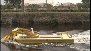 Aquarius Systems - Weed Tow Boat