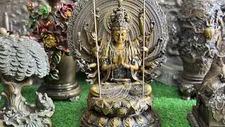 Tượng Quán Âm Thiên Thủ, Chân Đèn Hiến Sen, Bình Hoa Thờ Cúng