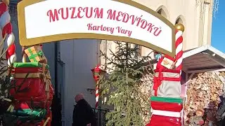 Christmas house in Karlovy Vary 🇨🇿 Czech Republic - Das Weihnachtshaus in Karlsbad in Tschechien 