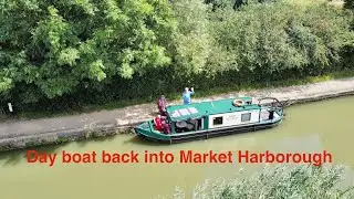 Narrowboat back into Market Harborough