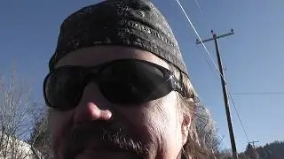 Captain Jokeswell Presents: the Axent Man And a Huge Wild Bird
