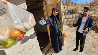 Aghamohammad's Heartwarming Help for Grandma and Her Grandkids in the Cold Mountains
