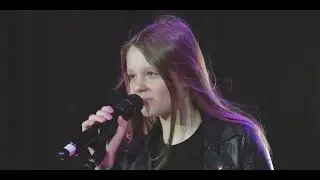Alicja Markiewicz & Huncwoty –Cover utworu  Zaufaj  zespołu Afromental