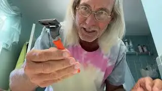 How to change blades on a Harry's Razor