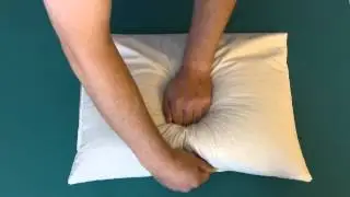Fluffing up a buckwheat hull pillow