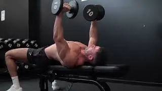How to do flat dumbbell bench press