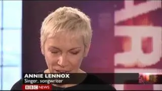 Annie Lennox - HardTalk 2010 (part 1/3)