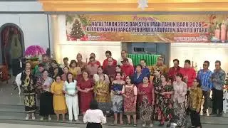 Paduan Suara Kerukunan Warga Dusun Malang pada perayaan Natal Kerukunan Warga Perupar 2025