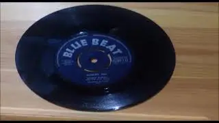 PRINCE BUSTER    AND  THE BLUE BEATS   INDEPENDENCE SONG     LABEL BLUE BEAT 116
