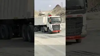Saudi Arab Truck Driver life#shorts  #youtubeshors #trucking #trucks  #trucklife  #bigrig #driver #