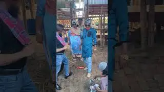 গরু বাজারে প্র/কা/শ্যে চাঁদাবাজি করতে গিয়ে পু/লি/শ অফিসার এর দৌড়ানি খেলো পাতি নেত্রীর গ্যাং !