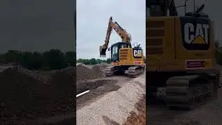 The struggle of lower class hispanics 💀💀#operator #excavator #labor #struggle #poor #digger ￼