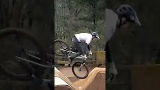 so close, backflip fail. #dirtjumping #dirtjump #dirtjumps #mountainbike #mtbshorts #mtb
