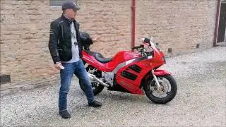 ICONIC SUZUKI RF600
