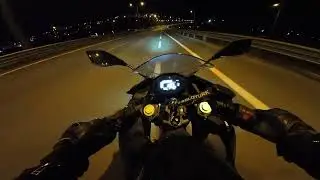 Kawasaki Ninja 500 vs Honda CBR500r Roll Race