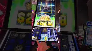 Loving this new Football slot machine. Such fun bonuses! 