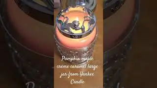 Burning the Pumpkin Maple Cr&egrave;me Caramel large jar candle from #YankeeCandle! Thx Lori! ♡