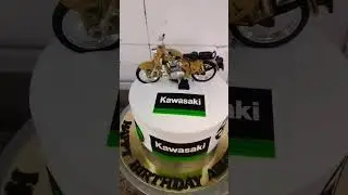 Kawasaki bike cake#kawasaki#cake