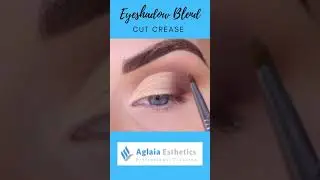EYESHADOW BLENDING | CUT CREASE APPLICATION #SHORTS