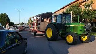 Farmer Tractor cruising -S&auml;ter Sweden  july -25