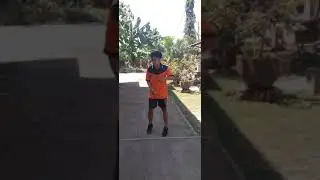 PRAKTEK FOTTWORK DAN SMASH