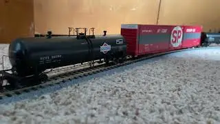 ScaleTrains MKT SD40-2 #621 