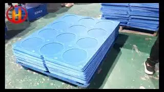Custom corrugated plastic layer pads