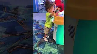 #baby #bebe #funnyvideos #cute #bebecitos #funnybaby #funny #babysfun #funnyclips #shorts #viral