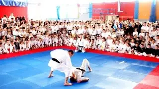 Pokaz Rafała Wajdy i Klaudii Mleko na II Pucharze Krakowa w Karate Tradycyjnym