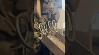 China's automotive shock absorber factory produces shock absorber springs