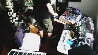 Data Bender Unleashed: Exploring Breakbeat and Glitch Madness (Photosensitivity Warning)