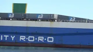 Priority Roro ship sailing into Santo Domingo Port