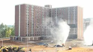 Demolici&oacute;n de edificios con explosivos.