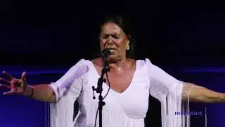 AURORA VARGAS CANTA UNA SOLEÁ