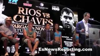 jose ramirez and rick mirigian on stage at press conference EsNews