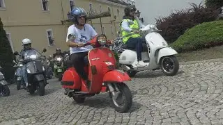 Vespa skup u Novom Sadu