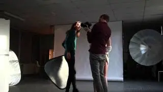 Backstage during a glamour fotoshoot with model Malou van der Tas