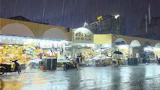 S&Agrave;I G&Ograve;N MƯA TẦM T&Atilde; SẤM CHỚP QU&Aacute;N X&Aacute; VẮNG KH&Aacute;CH | TOUR OF WALKING IN HEAVY RAIN IN HO CHI MINH CITY