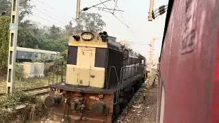 13010 Doon Express Entering At Varanasi Station #railvlogger #train #railwaystation #indianrailways 