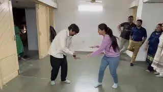 bride and groom mom n dad dance | aaj kal tere mere/chandni mashup video is fr choreography purposes