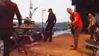 Queens Of The Stone Age  - A Song For The Dead - RAR 2003