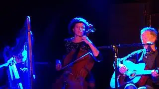 Phil Parfitt - tv girl on fire  (live Rochefort en Terre 30 octobre 2014) @gamraproductions