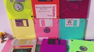 Collection Floppy Disks gorgeous colors PC Microsoft Windows '95 storage for old computer Vintage