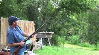 Explosive shotgun round