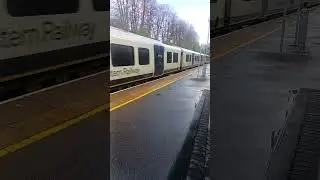 SWR 450100 arriving at Winchester 18/11/25