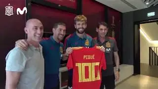 Homenaje a Gerard Piqué por sus 100 partidos con España